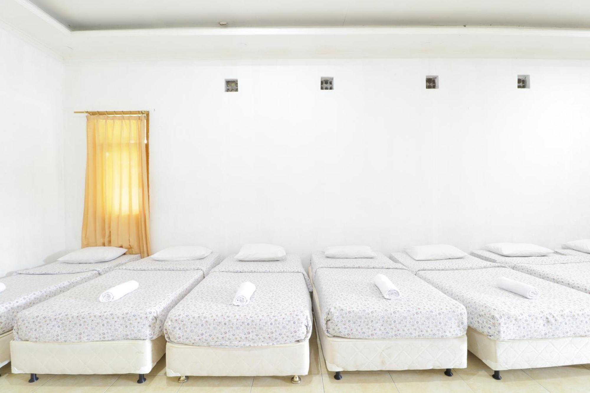 Grand Nirwana Resort Lembang Eksteriør billede